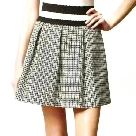 Anthropologie Maeve Pleated Black White Geometric Ballad Swing Skirt XSmall - Picture 3 of 8